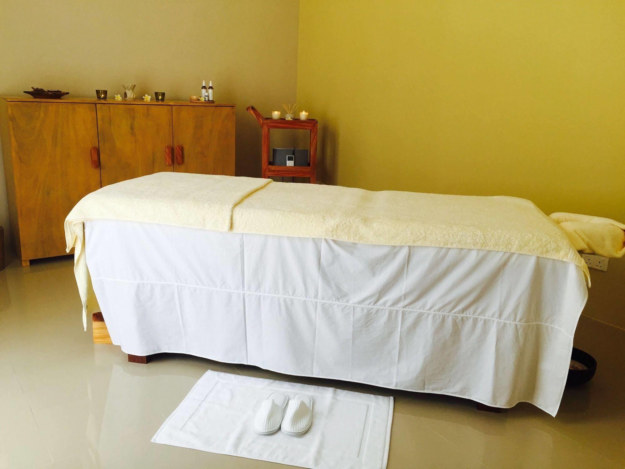 Boutique Beach All Inclusive Diving Hotel Dhigurah  Exterior foto